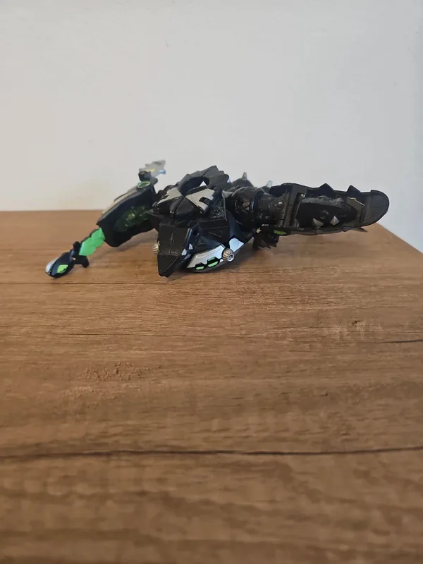Bakugan Gundalian Invaders - Dharak Colossus Darkus RARO