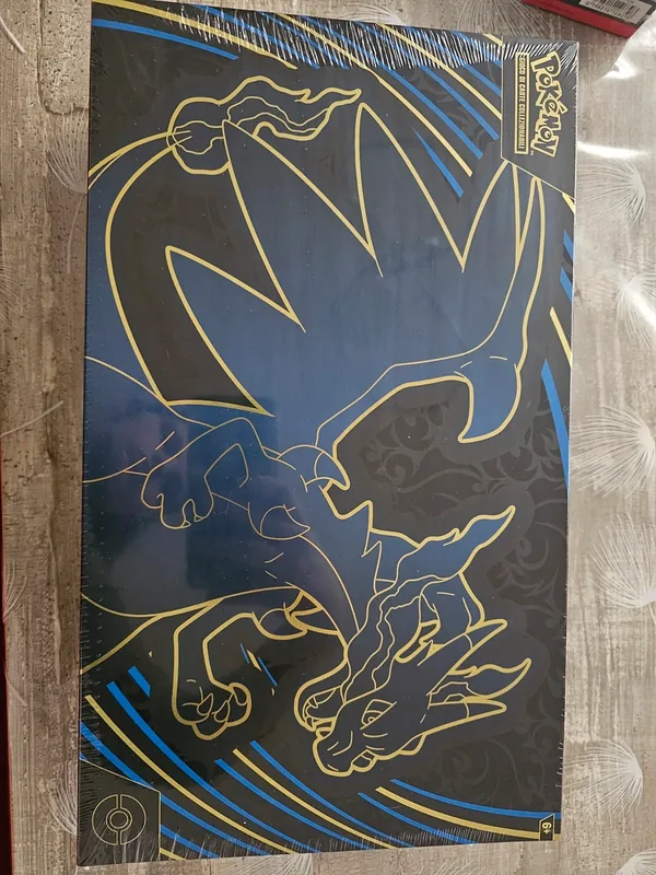 Collezione ultrapremium mega charizard x ex pokemon